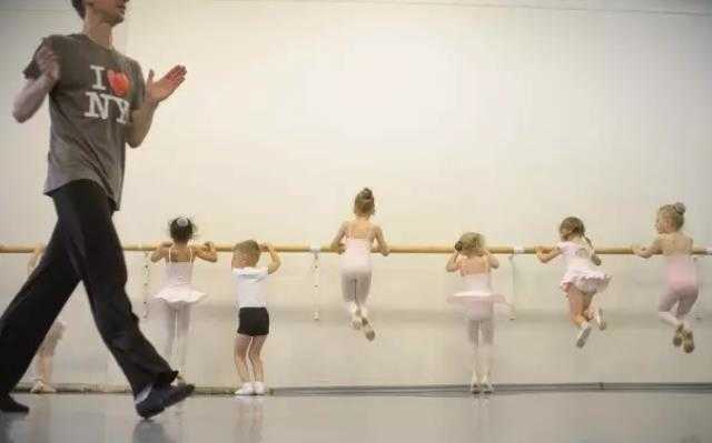 舞蹈艺术培训机构-学跳舞的四个误区